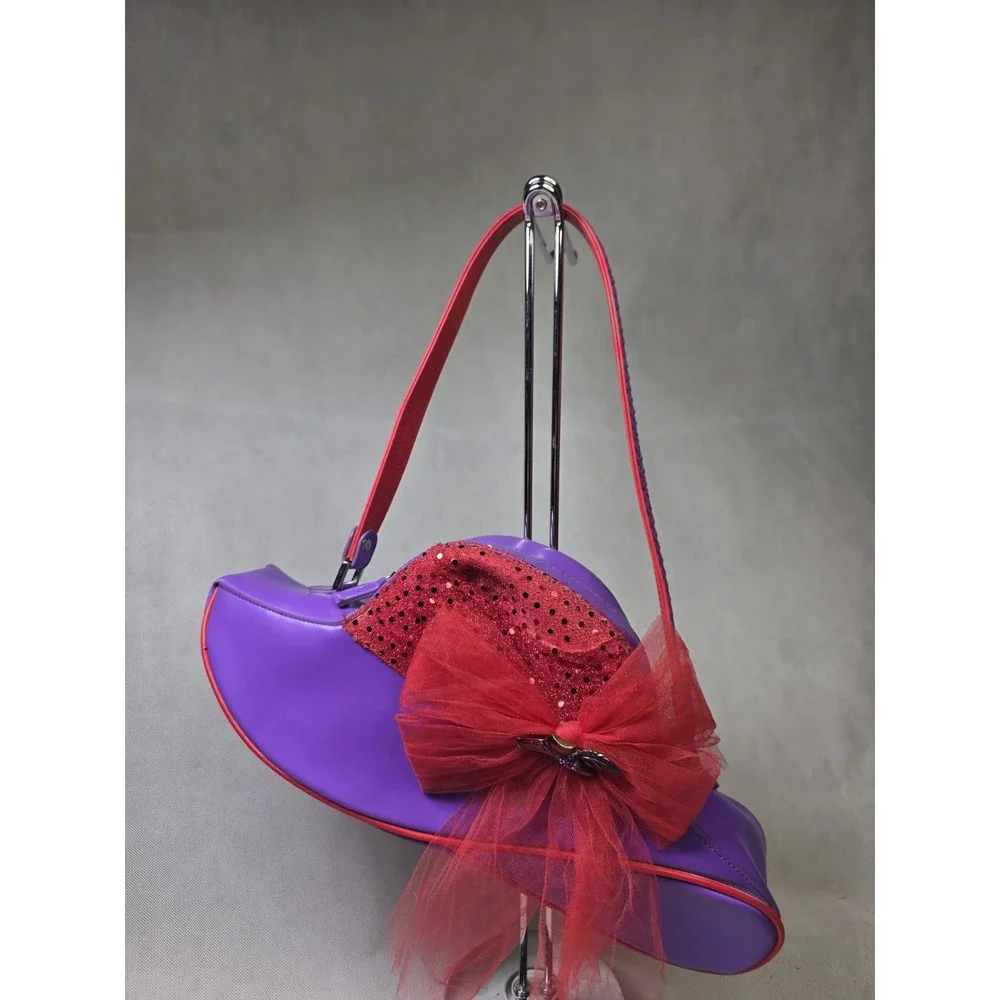 Sandol red hat